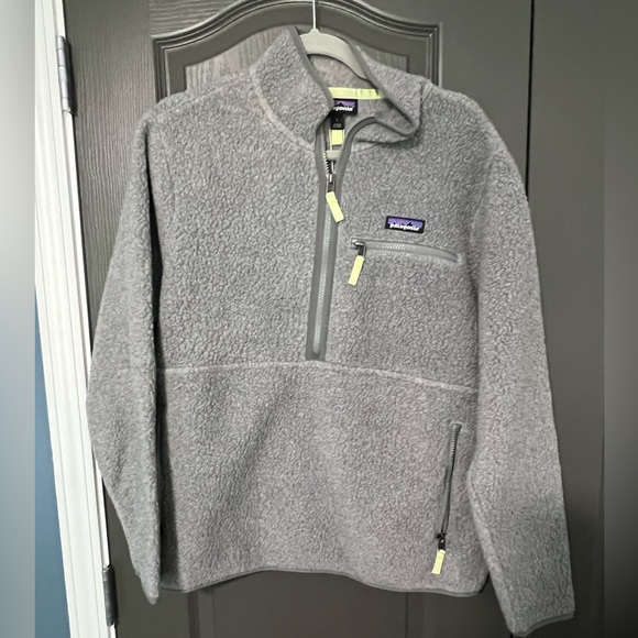 Patagonia women’s retro pile